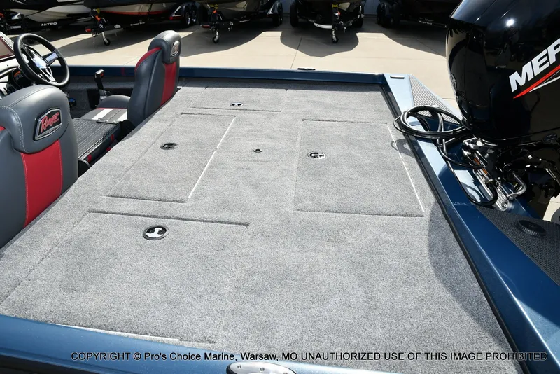 Slide: The Image of Ranger RT198P DUAL CONSOLE 2024 - 34