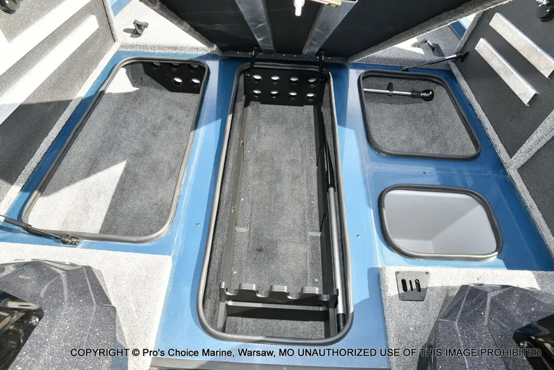 Slide: The Image of Ranger RT198P DUAL CONSOLE 2024 - 50