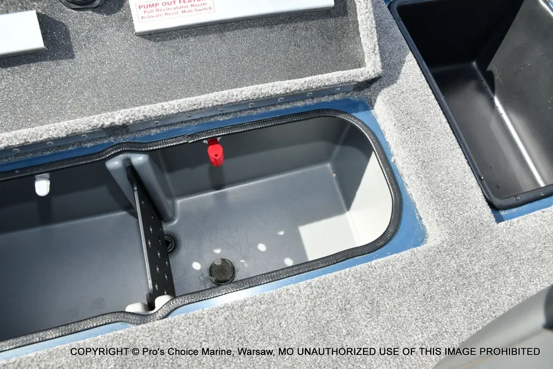 Slide: The Image of Ranger RT198P DUAL CONSOLE 2024 - 60