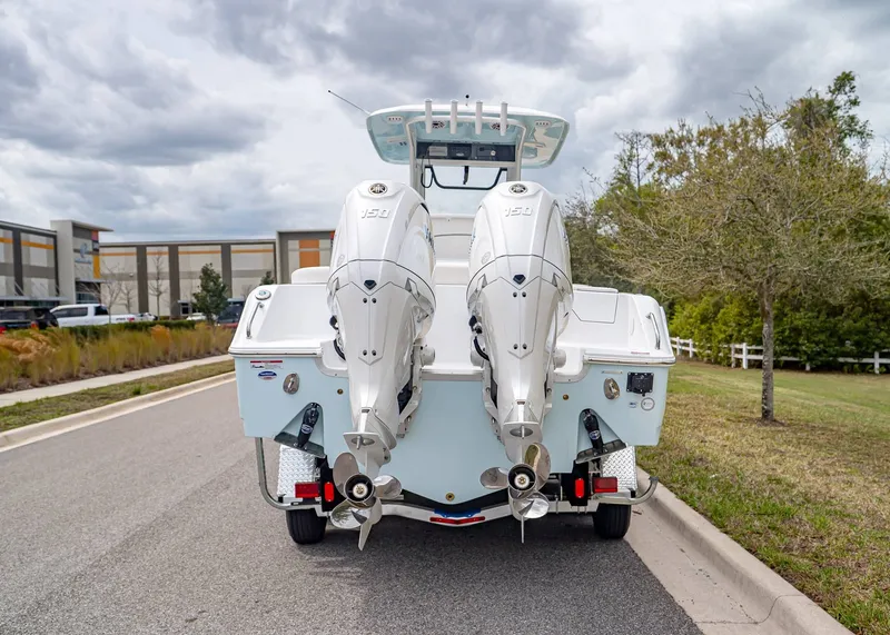 Slide: The Image of Sea Hunt Ultra 265 SE 2026 - 3