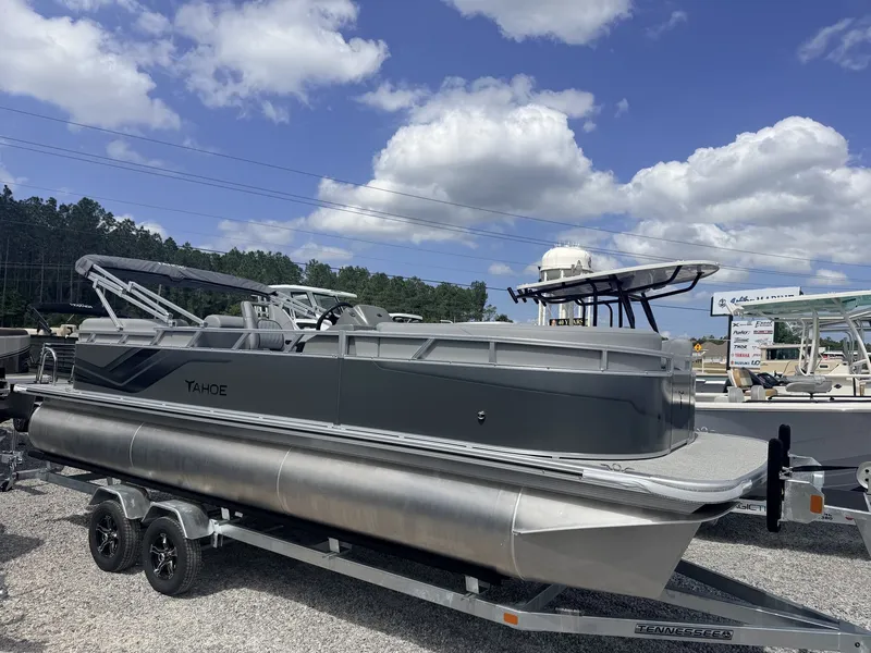 The Image of Tahoe SLT 23 QUAD LOUNGER-140HP 2026 - 1