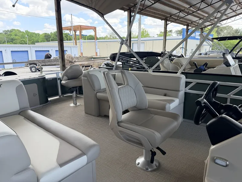 Slide: The Image of Tahoe Sport 85 23 CC FISH-140HP 2026 - 9