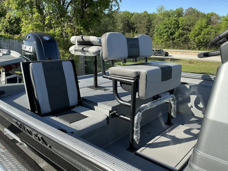 Slide: The Image of Excel 220 Bay Pro Elite 2025 - 18