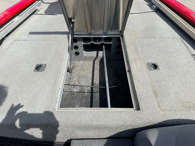 Slide: The Image of Tracker Pro Team 175 TXW 2009 - 5