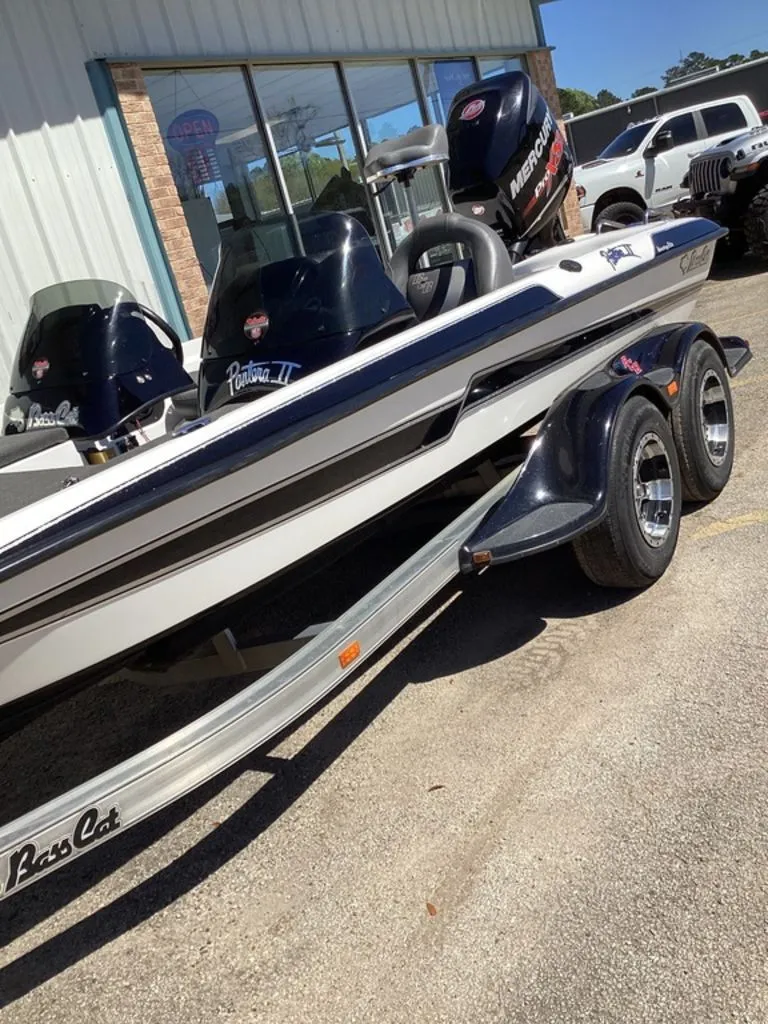 Slide: The Image of Bass Cat Pantera II 2016 - 17