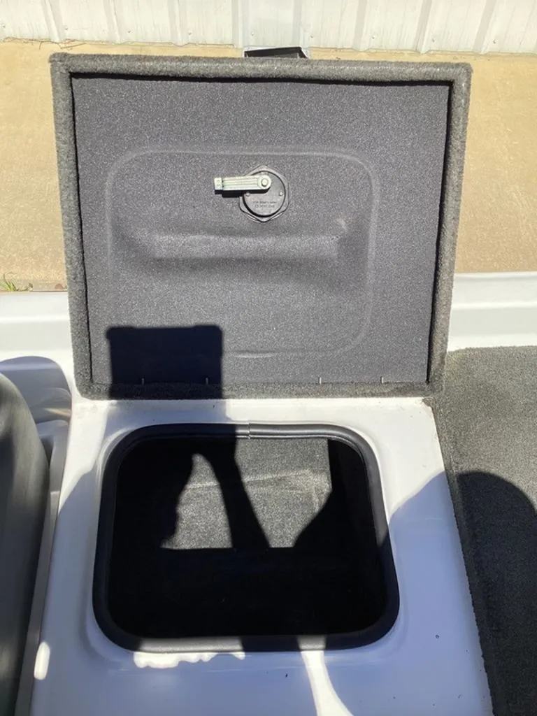 Slide: The Image of Bass Cat Pantera II 2016 - 28