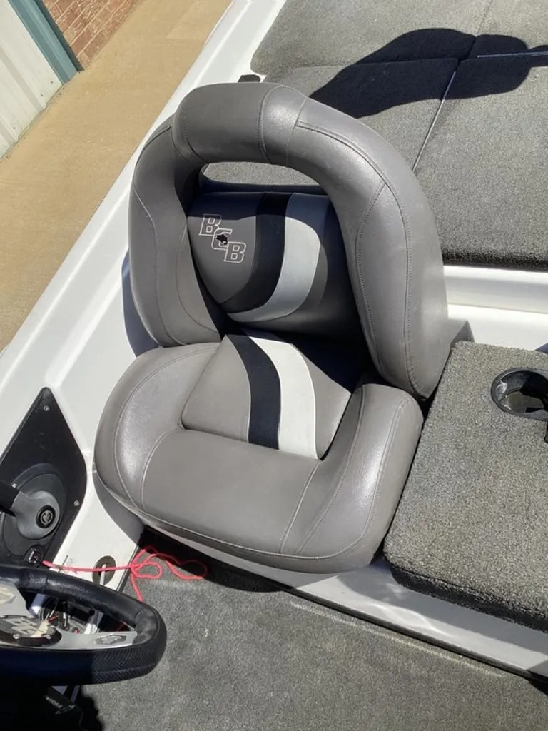 Slide: The Image of Bass Cat Pantera II 2016 - 39