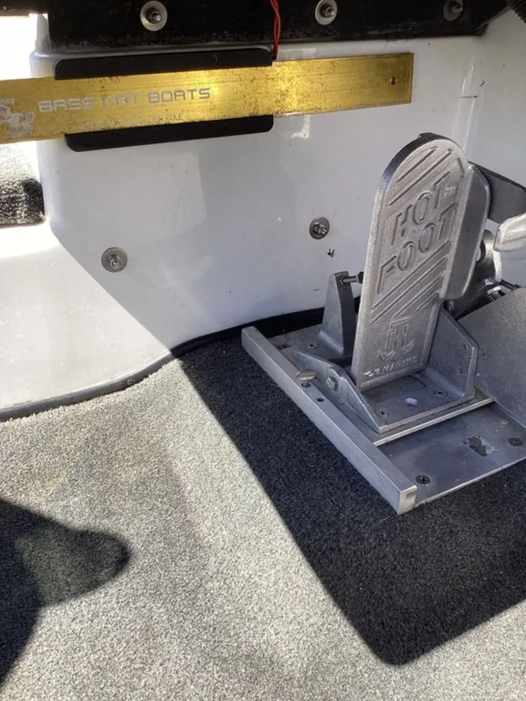 Slide: The Image of Bass Cat Pantera II 2016 - 41