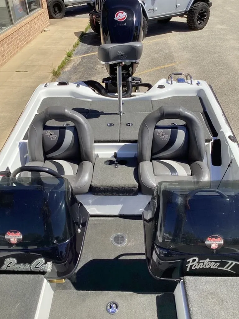 Slide: The Image of Bass Cat Pantera II 2016 - 68