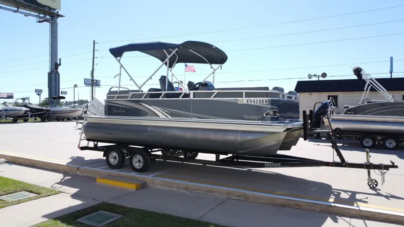 Slide: The Image of Avalon VNT 2080 QL 2022 - 7