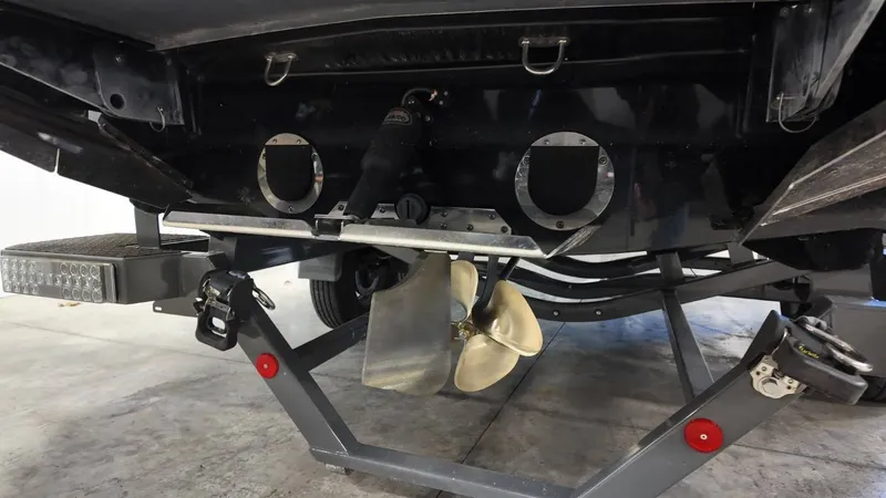 Slide: The Image of MasterCraft NXT22 2020 - 12