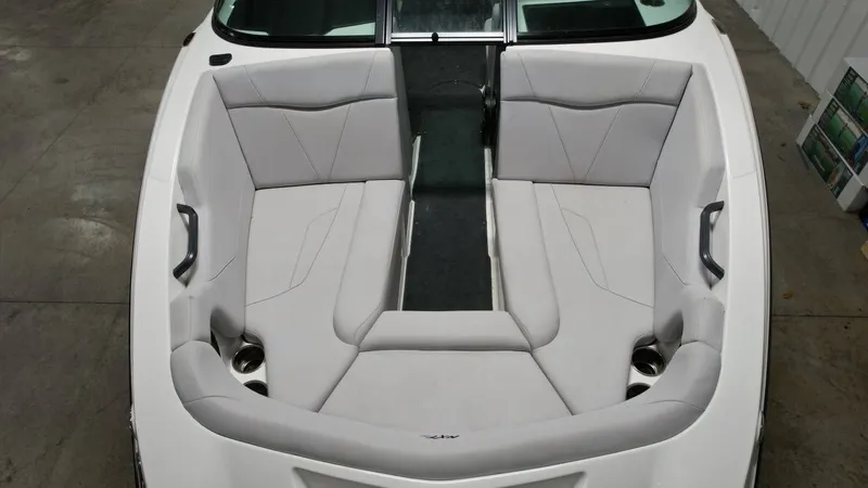 Slide: The Image of MasterCraft NXT22 2020 - 21