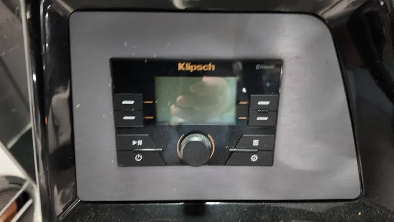 Slide: The Image of MasterCraft NXT22 2020 - 26