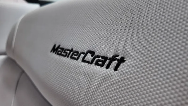 Slide: The Image of MasterCraft NXT22 2020 - 36