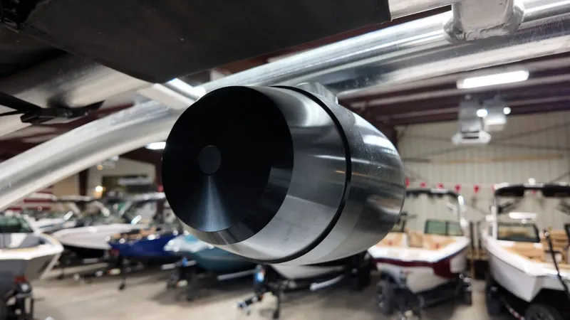 Slide: The Image of MasterCraft NXT22 2020 - 46