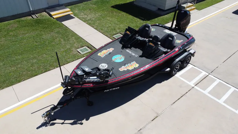 Slide: The Image of Nitro Z19 Pro 2020 - 11