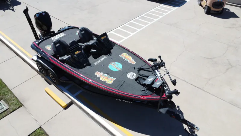 Slide: The Image of Nitro Z19 Pro 2020 - 31