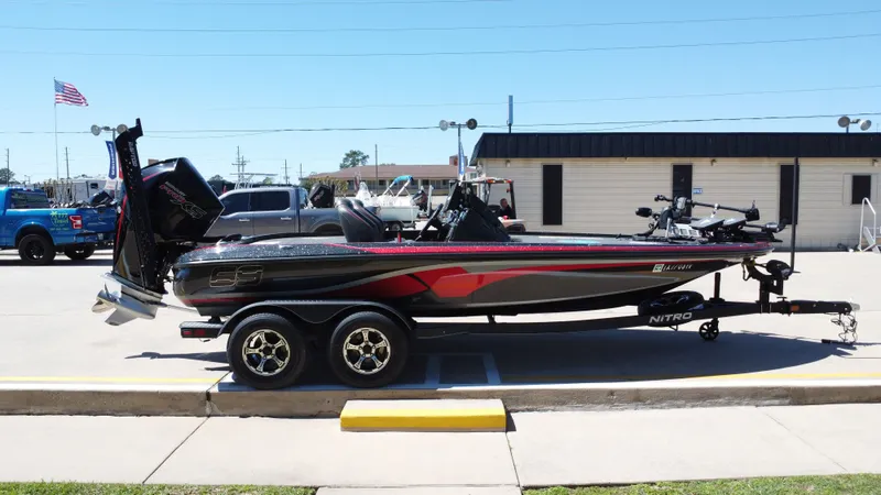 Slide: The Image of Nitro Z19 Pro 2020 - 7