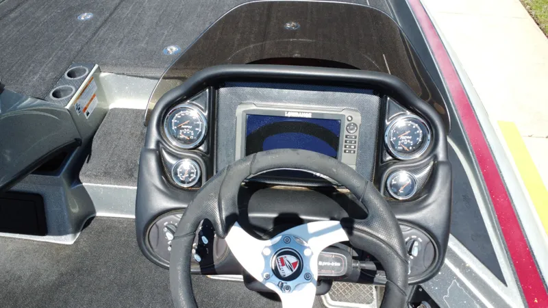 Slide: The Image of Triton 20 TrX Patriot 2018 - 25