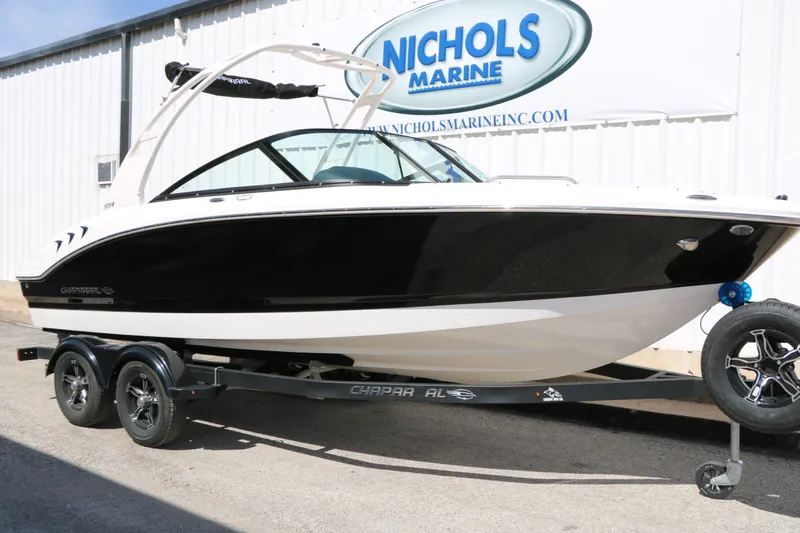 Slide: The Image of 2026 Chaparral 21 SSi boat on trailer at Nichols Marine. - 3