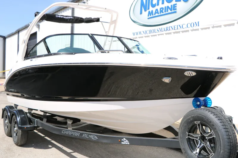 Slide: The Image of 2026 Chaparral 21 SSi boat on trailer at Nichols Marine. - 4