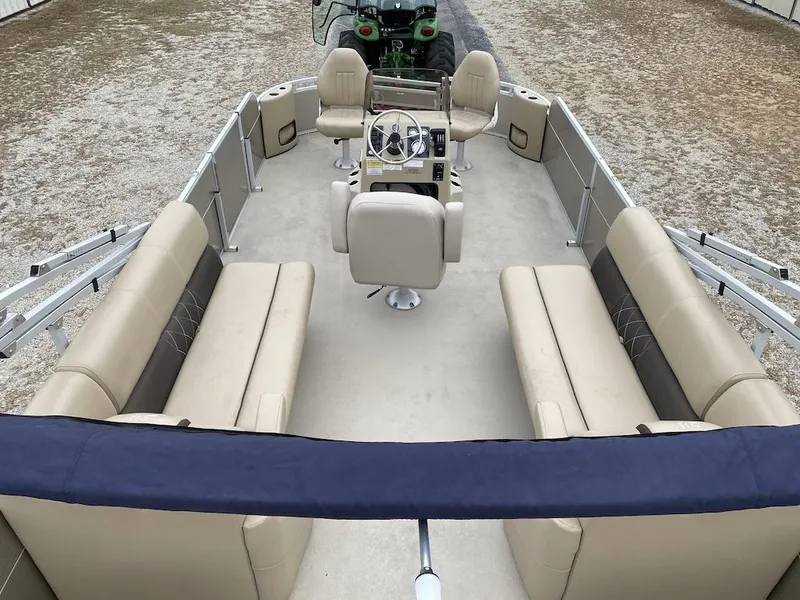 Slide: The Image of Silver Wave 230 CC ISLAND 2018 - 16