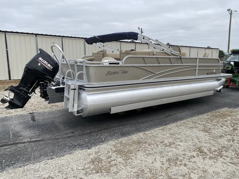 Slide: The Image of Silver Wave 230 CC ISLAND 2018 - 5