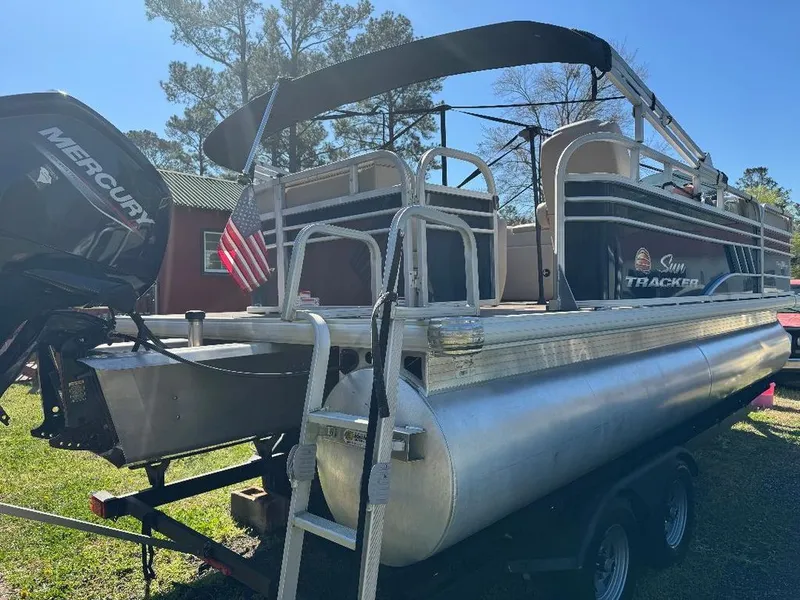 Slide: The Image of Tracker 22 DLX PARTY BARGE 2022 - 12