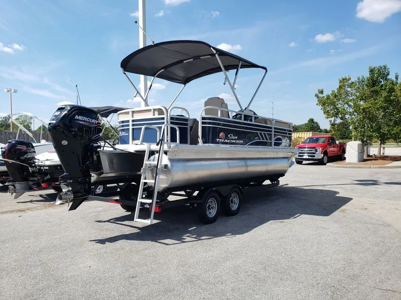 Slide: The Image of Tracker 22 DLX PARTY BARGE 2022 - 5