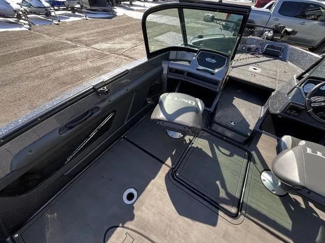 Slide: The Image of Lund 189 Tyee GL Sport 2020 - 17