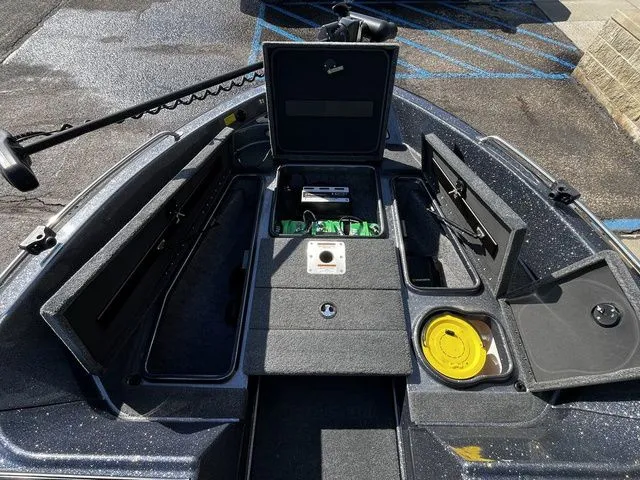 Slide: The Image of Lund 189 Tyee GL Sport 2020 - 24