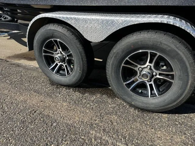 Slide: The Image of Lund 189 Tyee GL Sport 2020 - 3