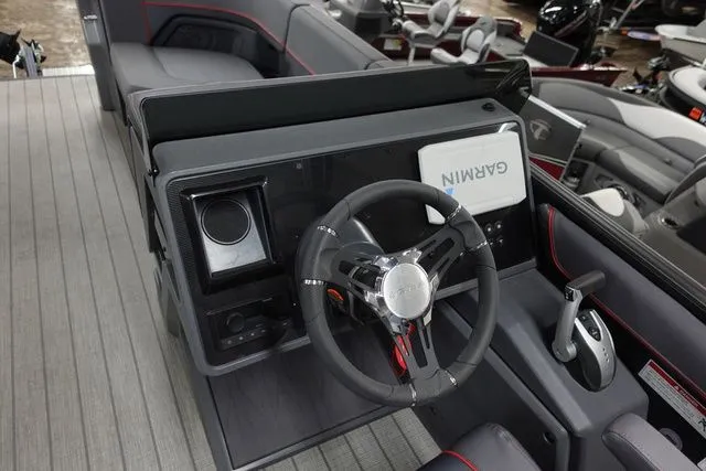 Slide: The Image of Manitou 22 EXP BENCH STEALTH 2024 - 8