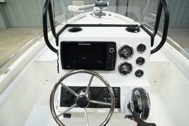 Slide: The Image of Vexus AVX1980CC 2021 - 19