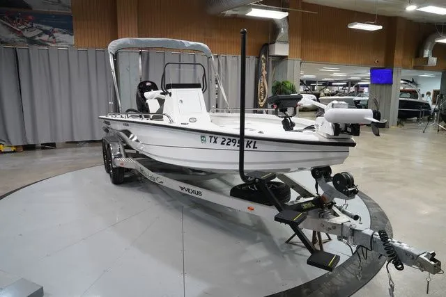 Slide: The Image of Vexus AVX1980CC 2021 - 6