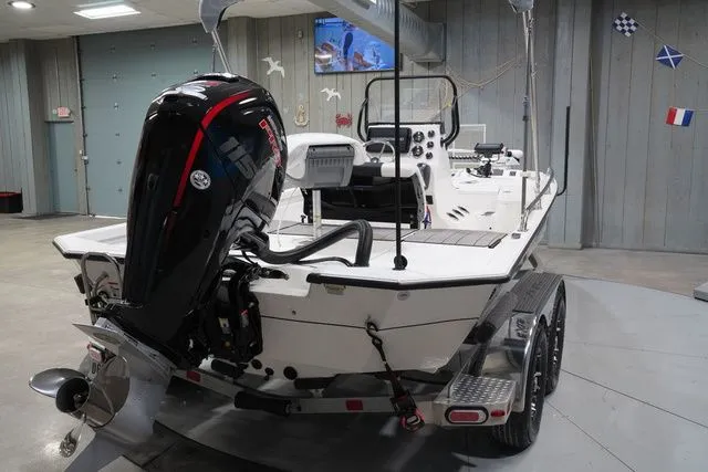 Slide: The Image of Vexus AVX1980CC 2021 - 9