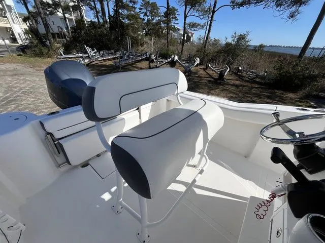 Slide: The Image of Tidewater 230 CC Adventure 2015 - 10