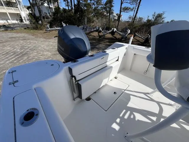 Slide: The Image of Tidewater 230 CC Adventure 2015 - 11