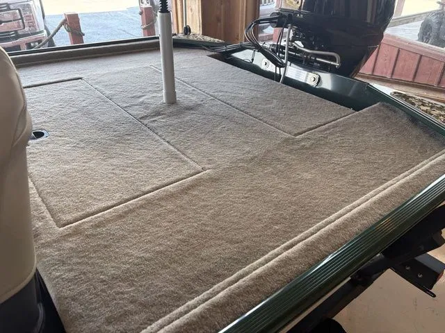 Slide: The Image of Tracker Bass Tracker Classic Limited 2026 - 29