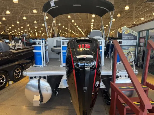 Slide: The Image of Sun Tracker Fishin' Barge 20 DLX 2026 - 21