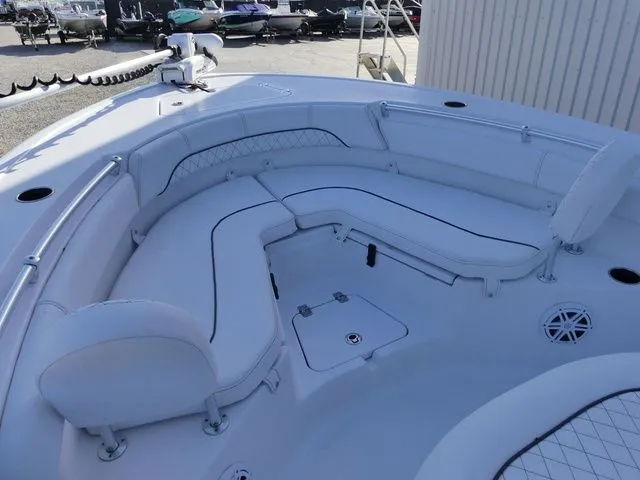 Slide: The Image of Sportsman Heritage 211 Center Console 2022 - 14