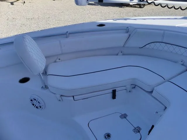 Slide: The Image of Sportsman Heritage 211 Center Console 2022 - 17