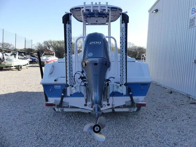 Slide: The Image of Sportsman Heritage 211 Center Console 2022 - 5