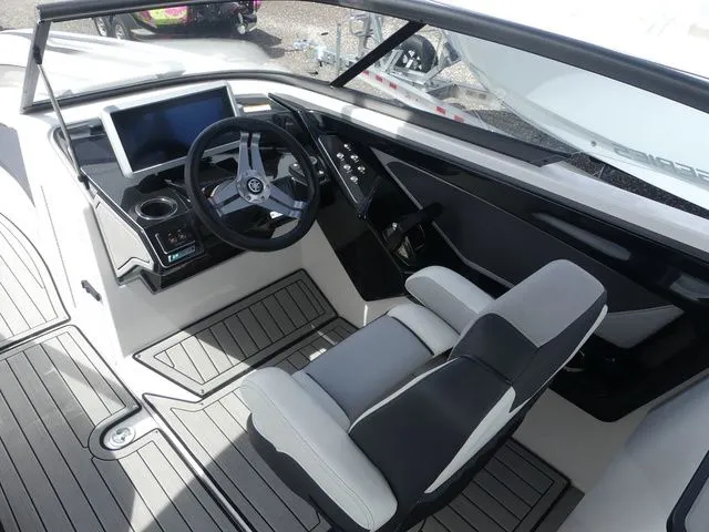 Slide: The Image of Yamaha 252SE 2022 - 12