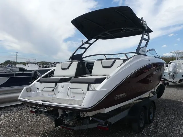 Slide: The Image of Yamaha 252SE 2022 - 4