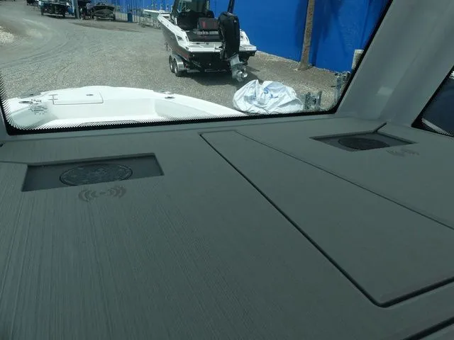 Slide: The Image of Blackfin 242 HB 2026 - 25