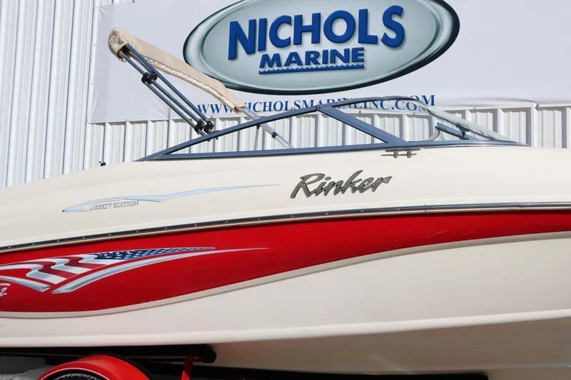 Slide: The Image of 2002 Rinker 192 Captiva Bowrider boat at Nichols Marine dealership. - 12
