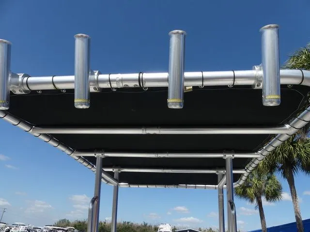 Slide: The Image of Mako 184 Center Console 2019 - 19