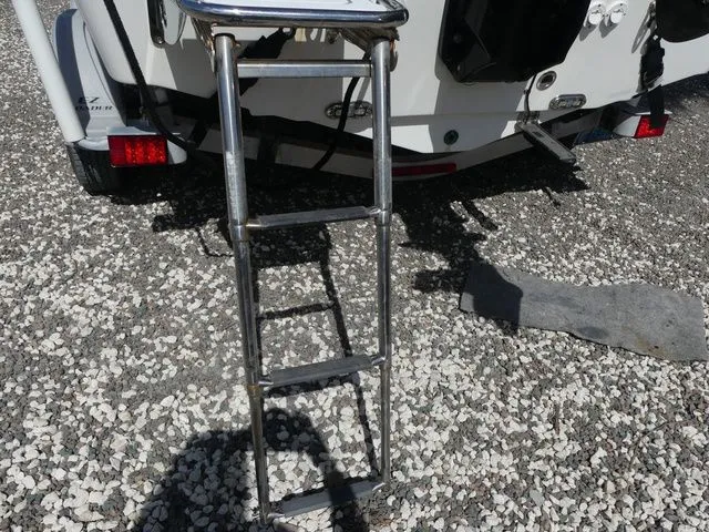 Slide: The Image of Mako 184 Center Console 2019 - 26