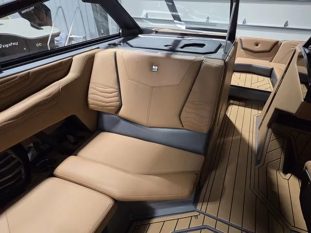 Slide: The Image of Nautique Super Air Nautique G23 2026 - 15